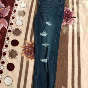 Hollister jeans